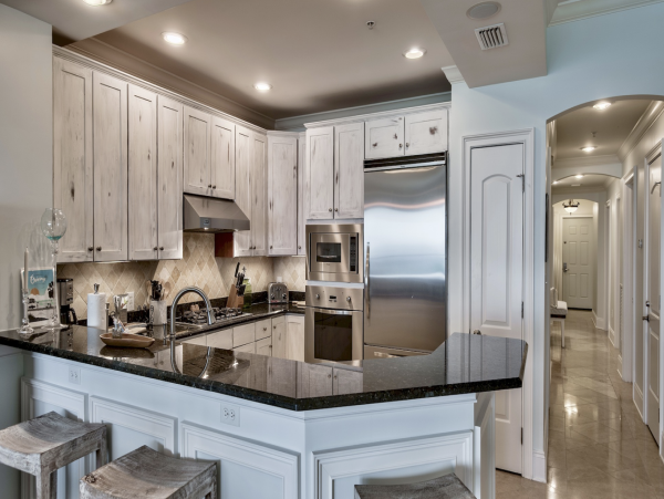Four Bedroom Direct Beach Front Condo Sleeps 10 Guests